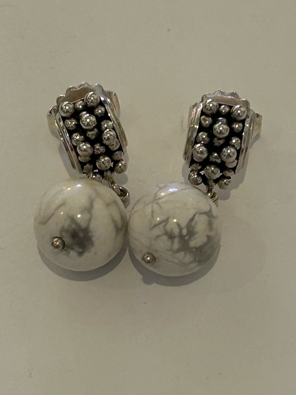Michael Dawkins sterling silver drop earrings white and grey howlite beads